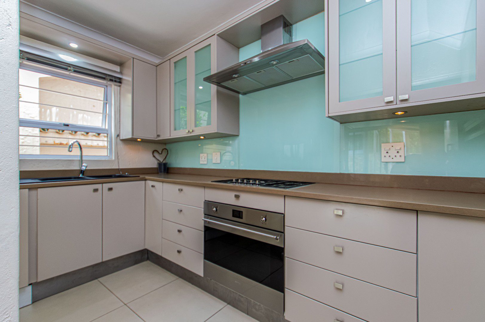 Bedford Park | Stylishly Apartment