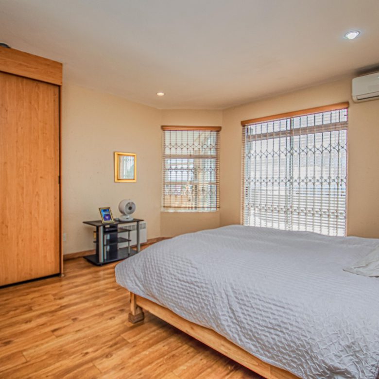 Bedford Park – Luxurious Penthouse
