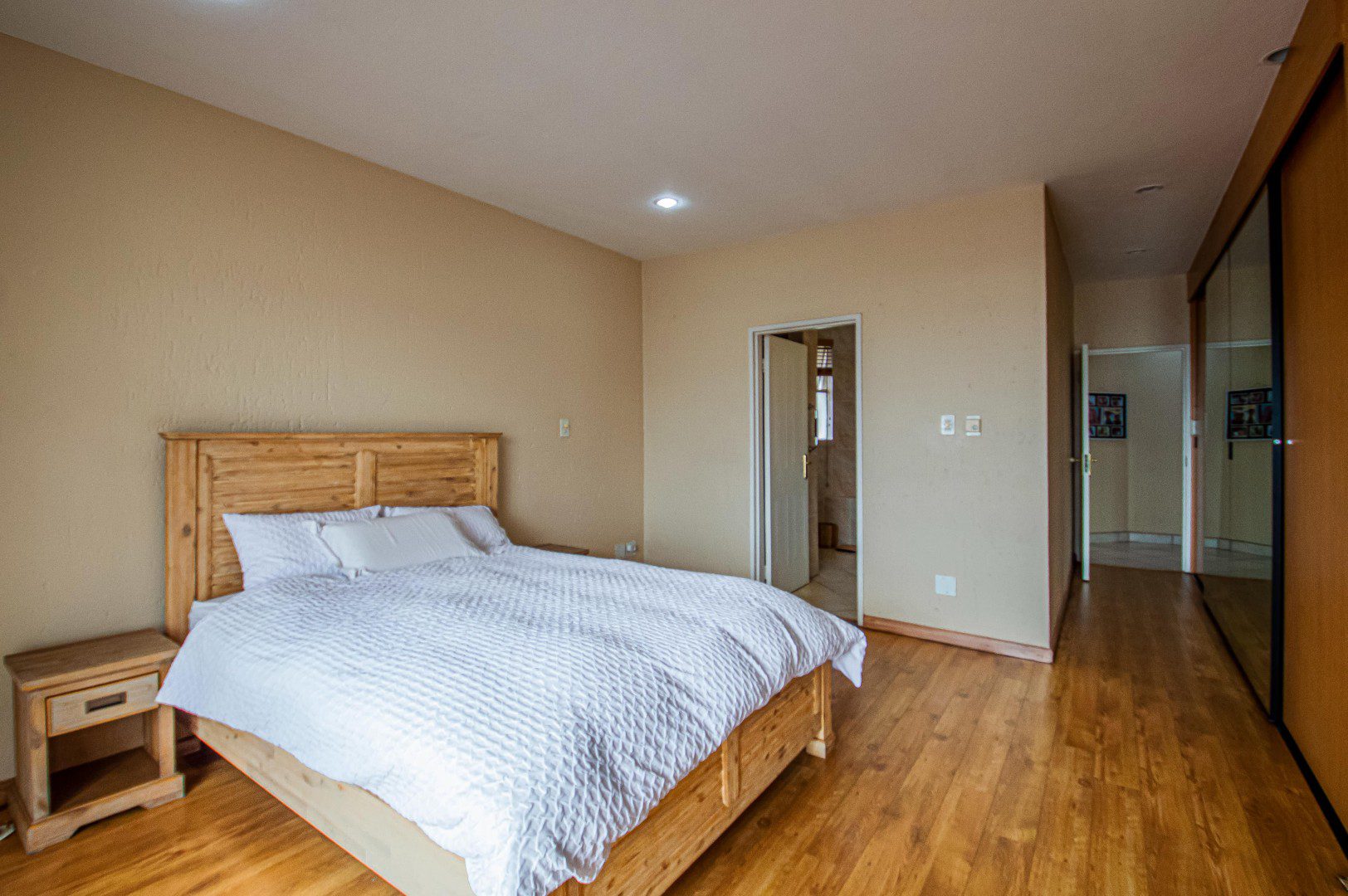 Bedford Park – Luxurious Penthouse