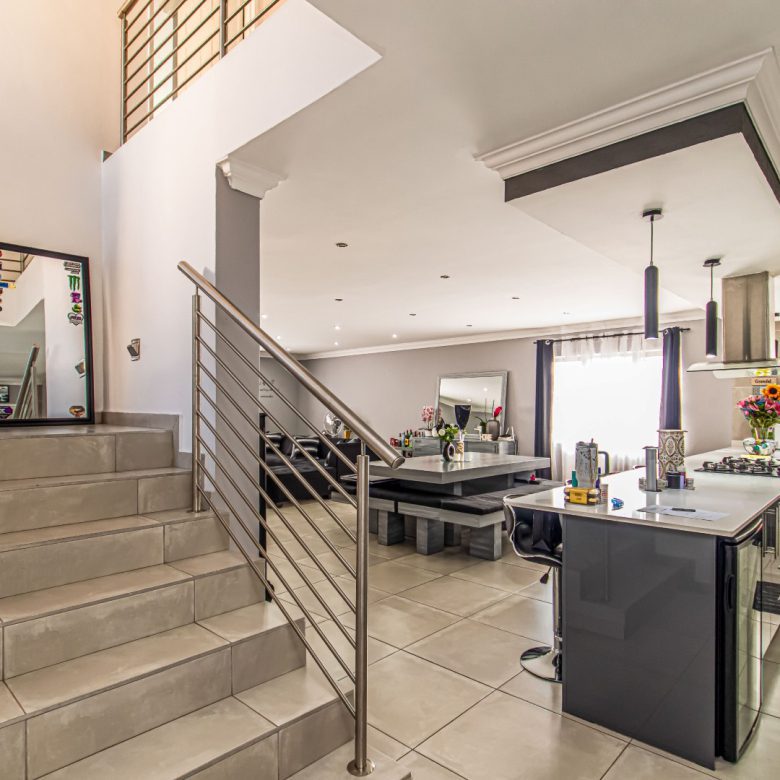 New Redruth | Fully Let 4 Cluster Complex