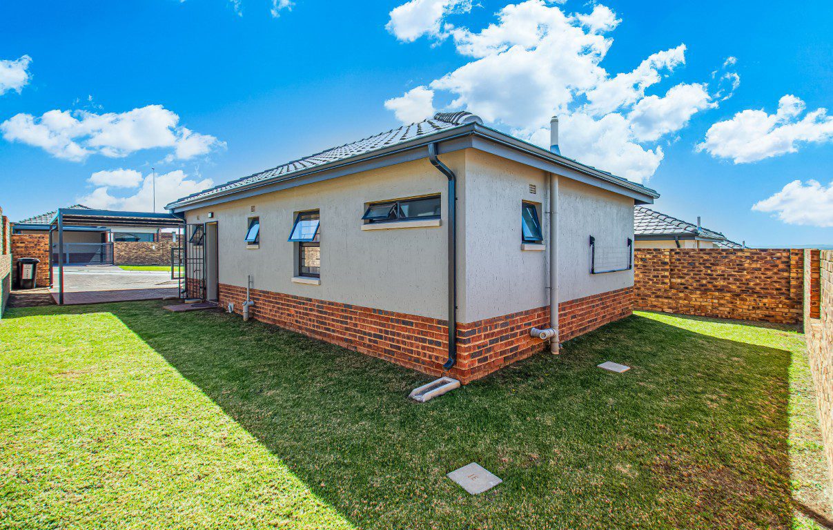 Lion Pride | Exclusive 3 Bedroom Family Home