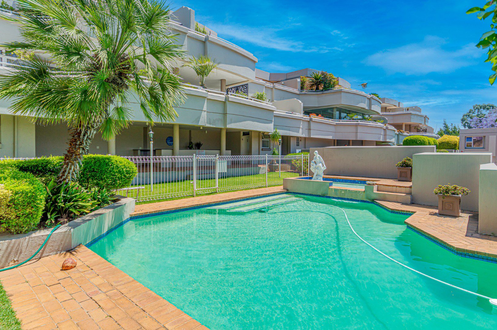 Bedford Park – Luxurious Penthouse