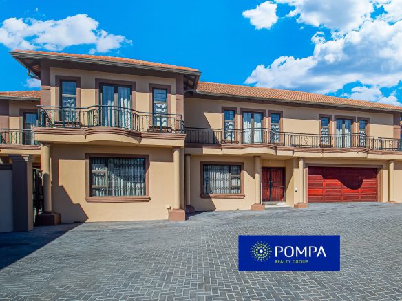 Bedfordview | Luxury 5 Bedroom Cluster In Secure Estate