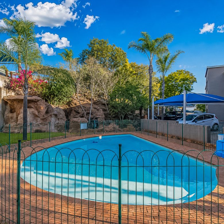 Mulbarton | Modern 3 Bedroom Garden Apartment