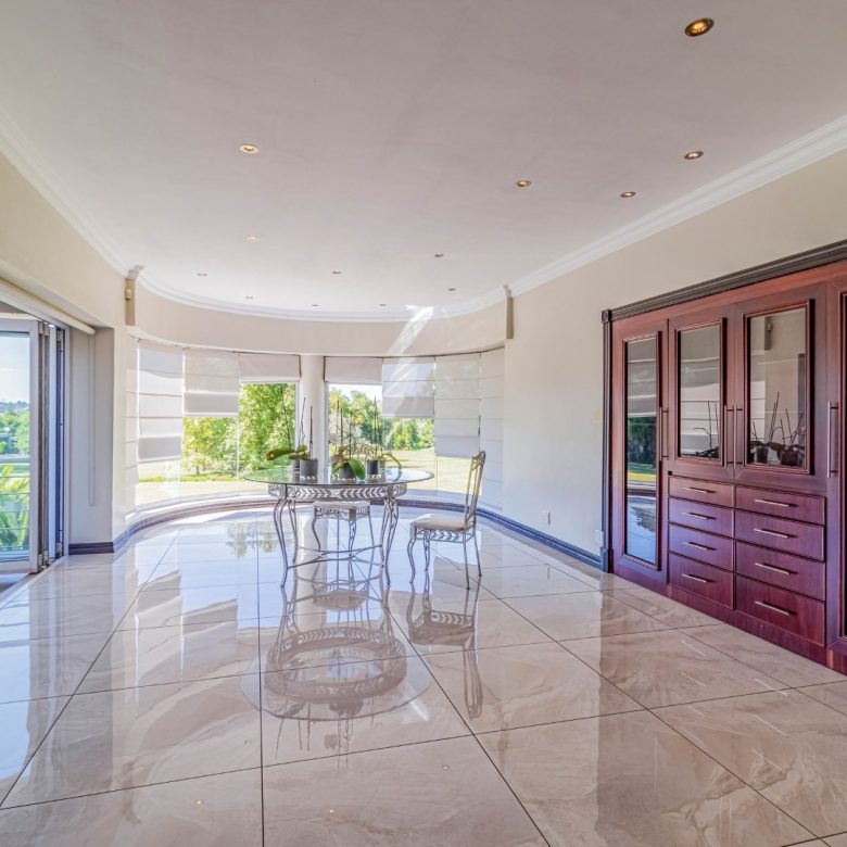 Parkrand | Luxurious 5 Bedroom Double Storey Estate Home