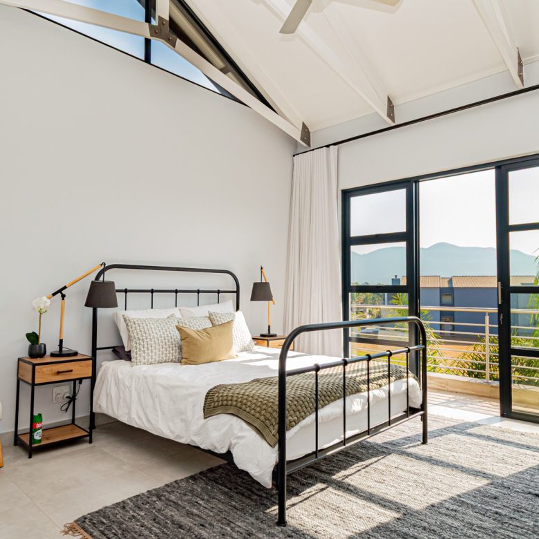 Hartbeespoort | Newly Built 3 Bedroom Family Home in The Islands Estate