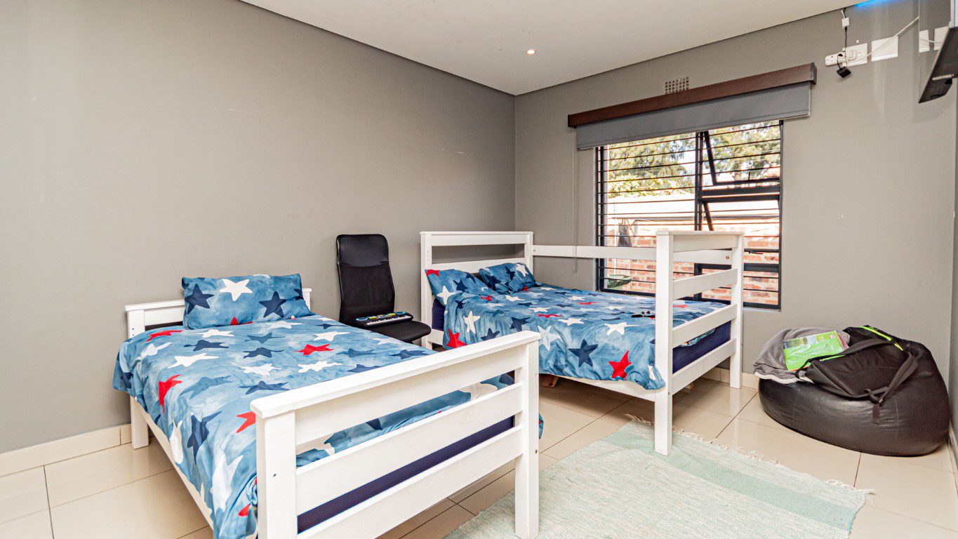 Brackenhurst | Full-Title Cluster Home in Secure Estate