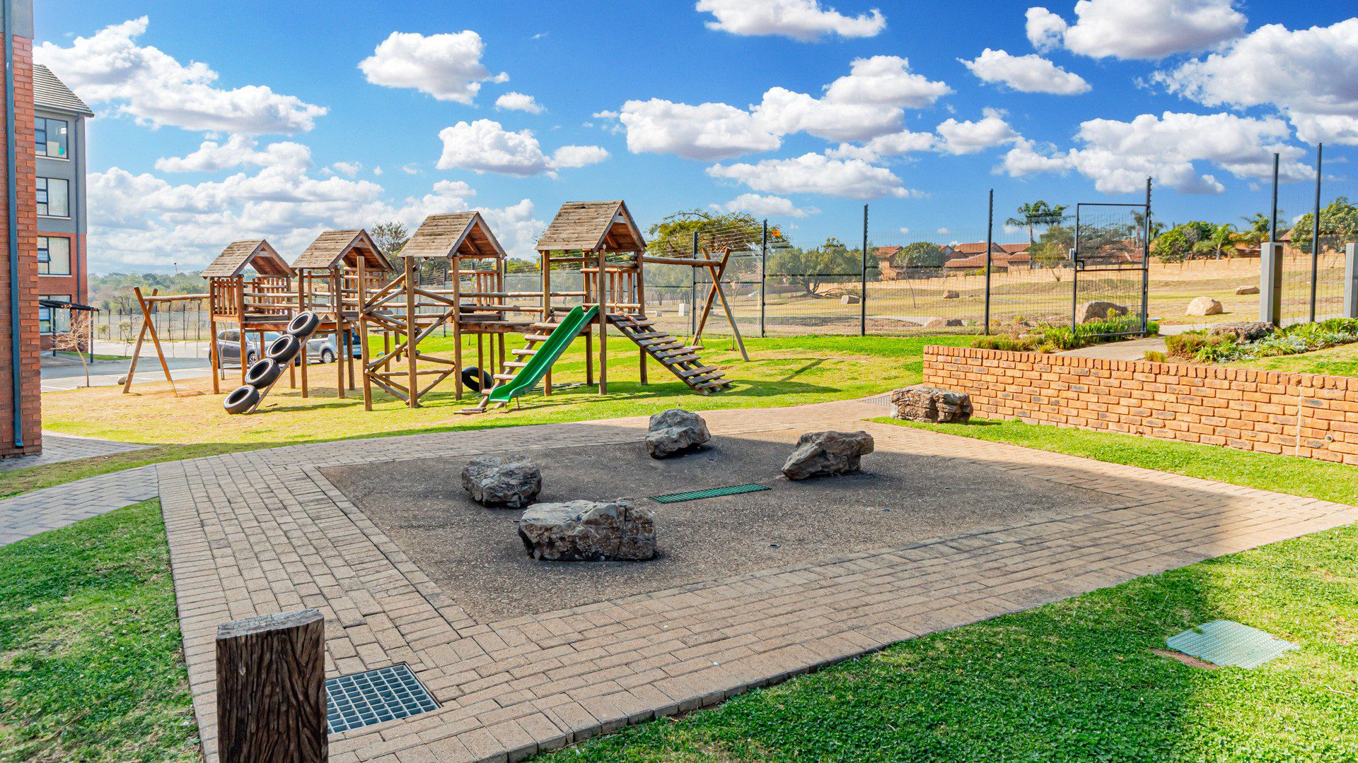 Amberfield | Modern 2 Bedroom Ground Floor Apartment
