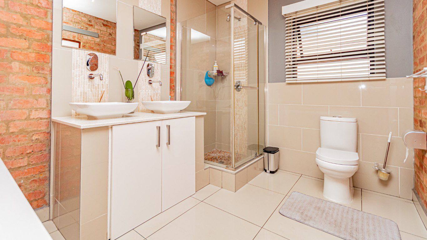Brackenhurst | Full-Title Cluster Home in Secure Estate