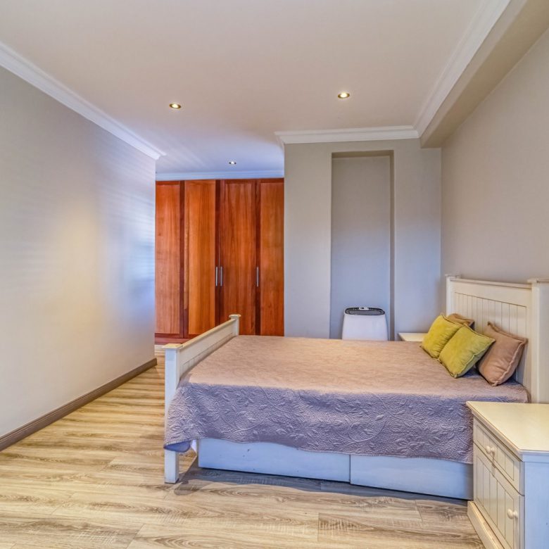 Parkrand | Luxurious 5 Bedroom Double Storey Estate Home