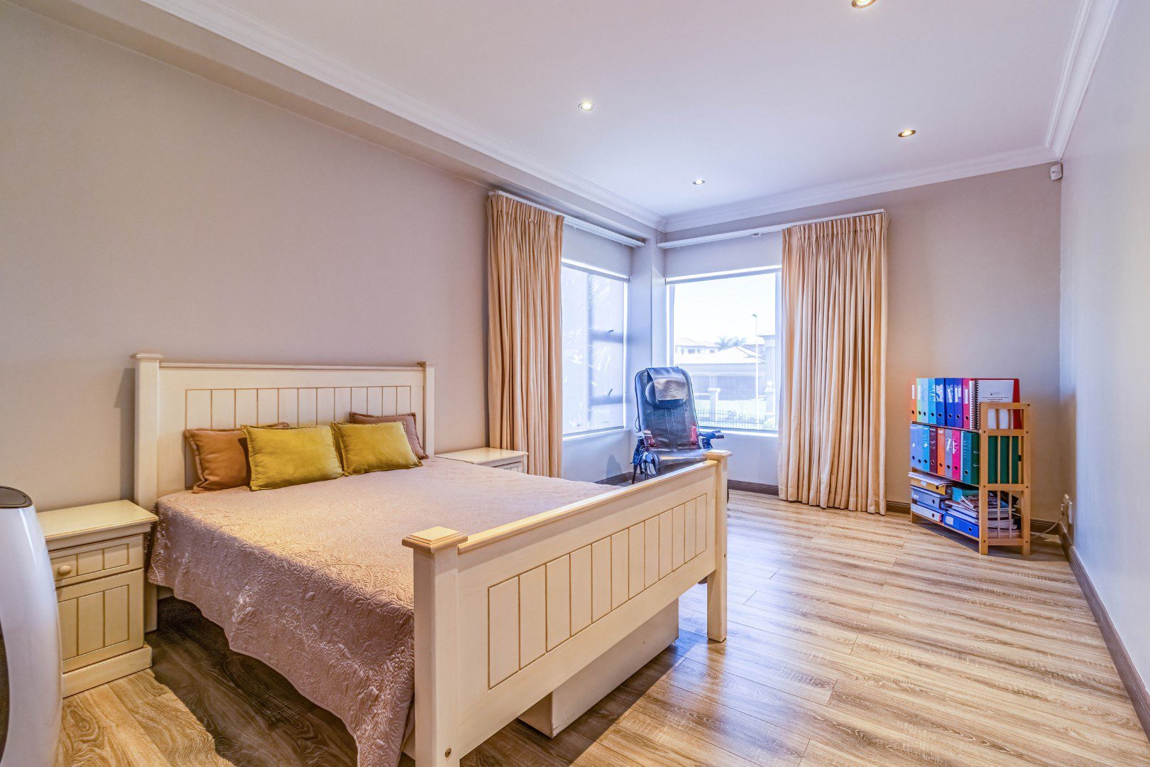 Parkrand | Luxurious 5 Bedroom Double Storey Estate Home