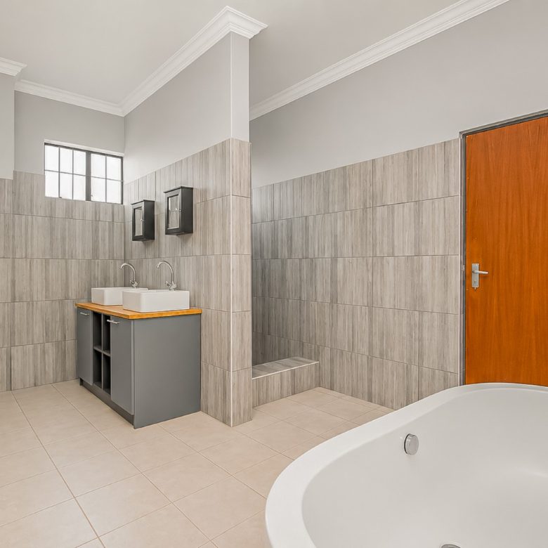 Pretoria | Extensive Multi-Unit Residential Investment Property