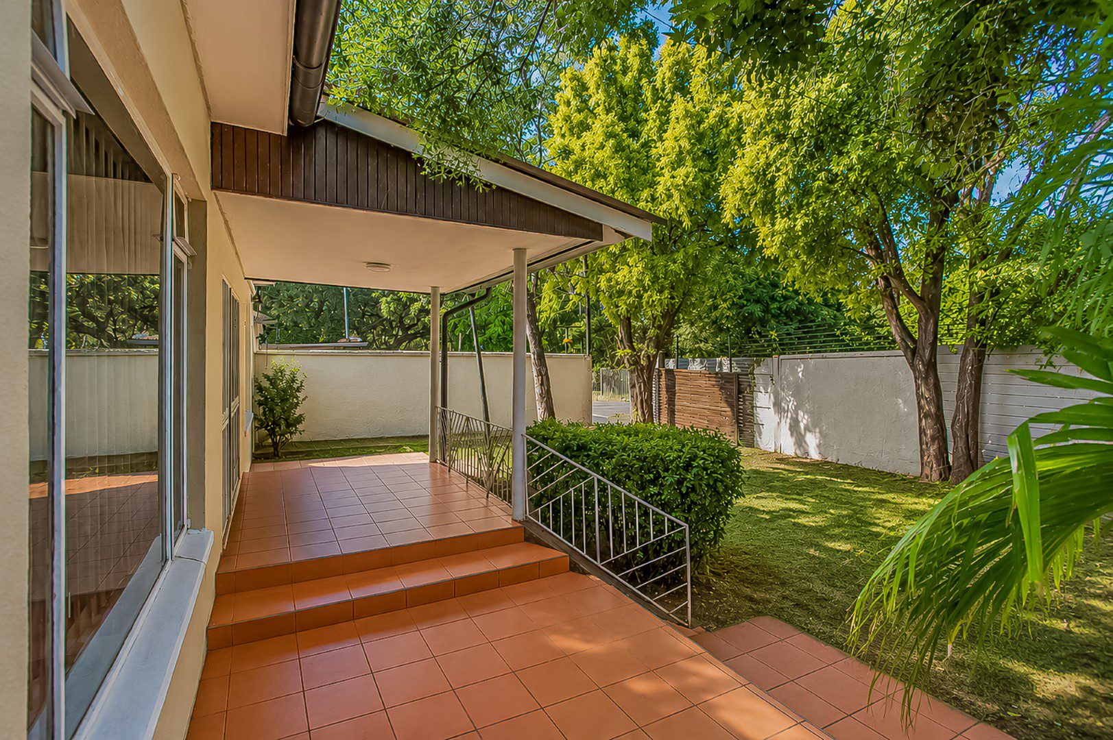 Kensington | 3 Bedroom Family Home + Cottage