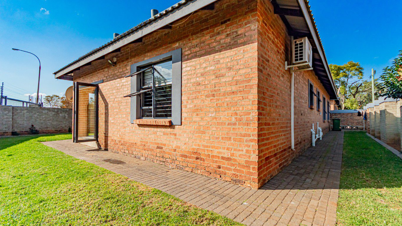 Brackenhurst | Full-Title Cluster Home in Secure Estate