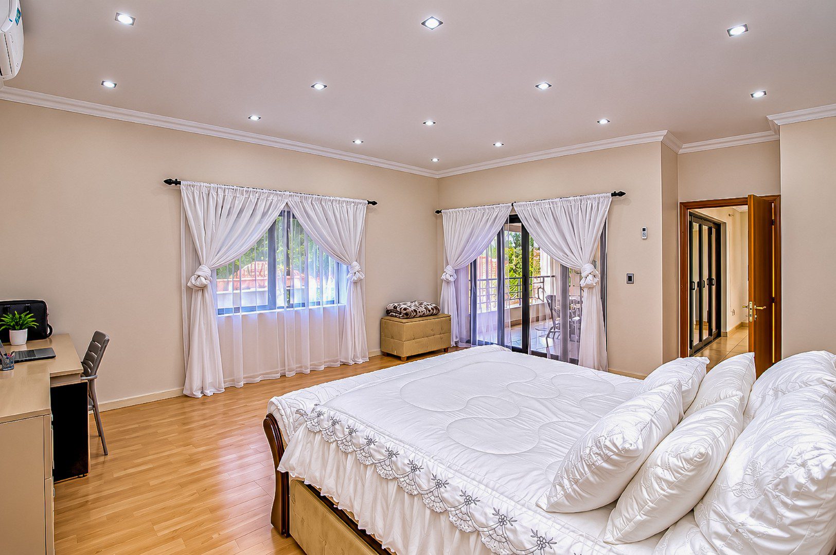 Glenvista | Remarkable 4 Bedroom Double Storey Home