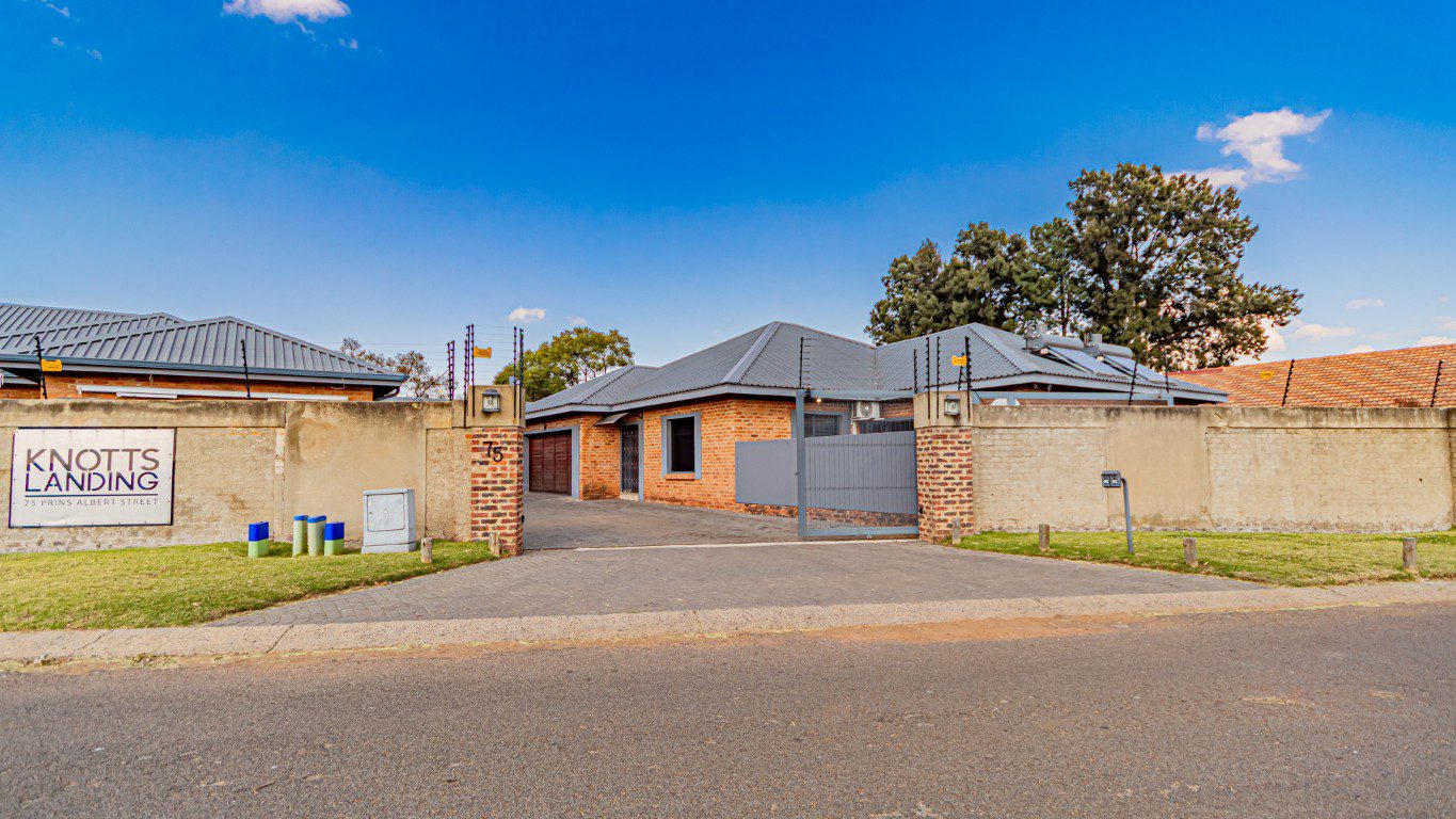 Brackenhurst | Full-Title Cluster Home in Secure Estate