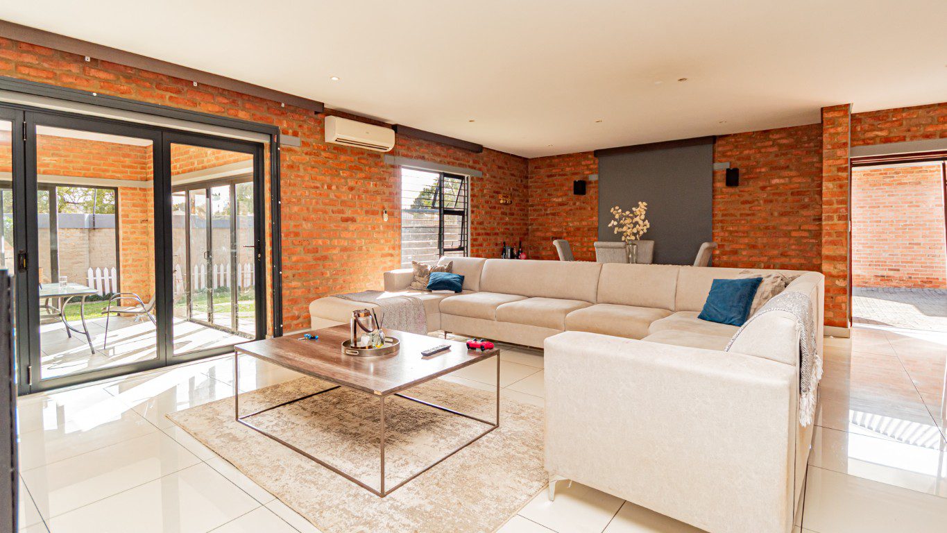 Brackenhurst | Full-Title Cluster Home in Secure Estate