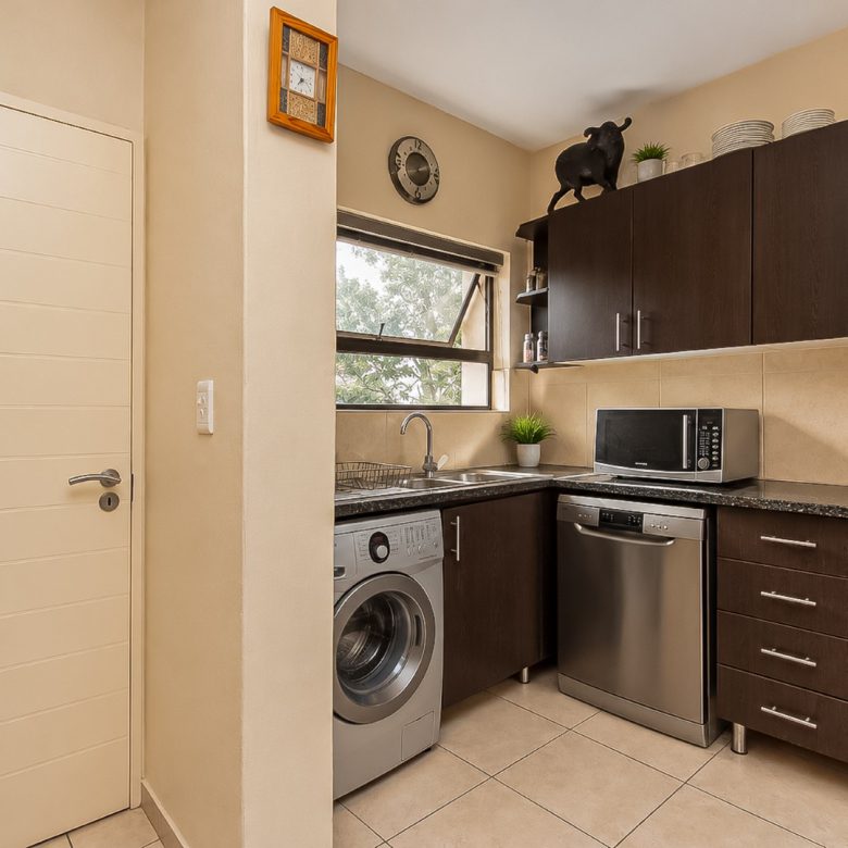Mulbarton | Modern 3 Bedroom Garden Apartment