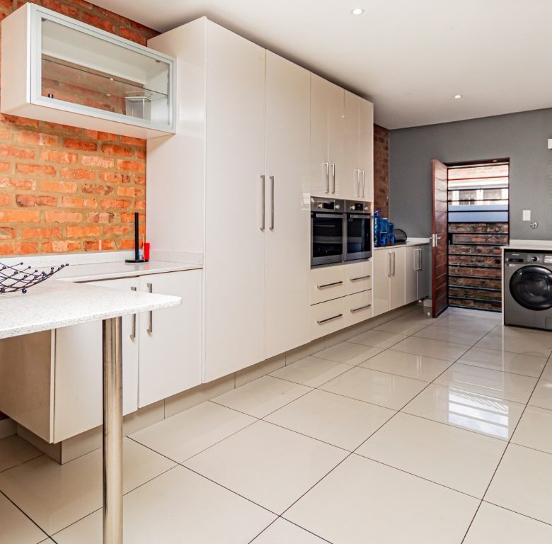 Brackenhurst | Full-Title Cluster Home in Secure Estate