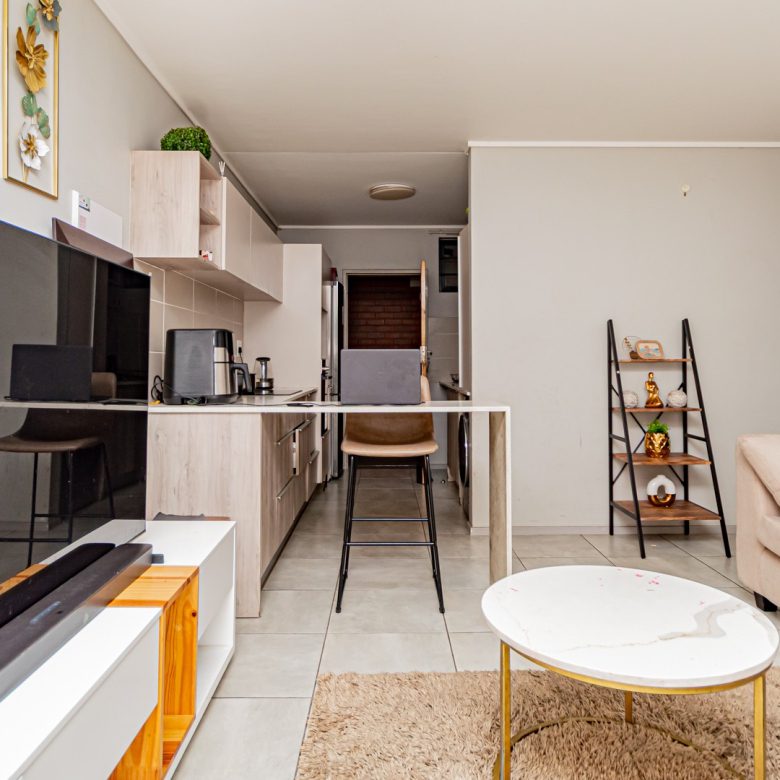 Amberfield | Modern 2 Bedroom Ground Floor Apartment