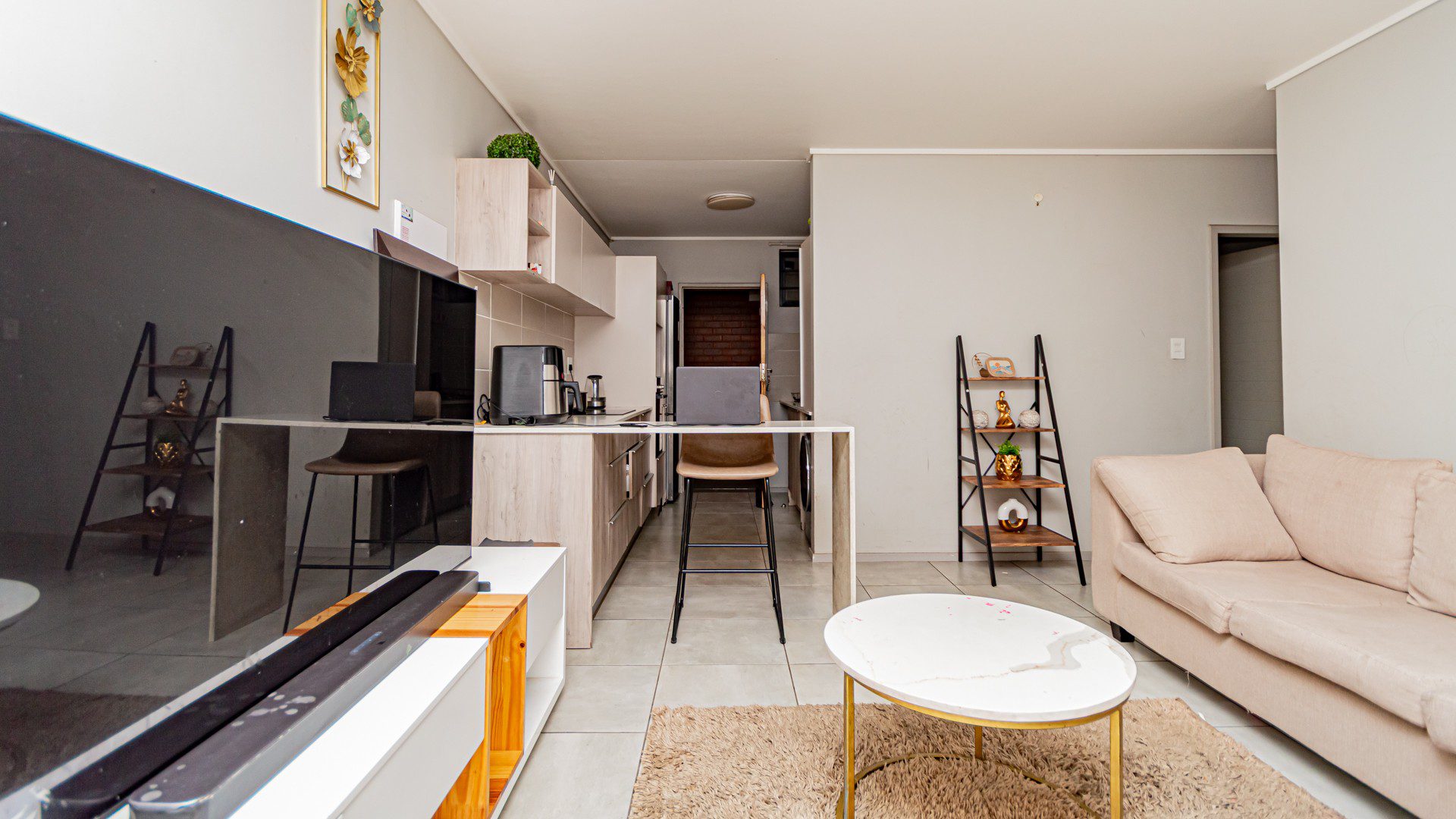 Amberfield | Modern 2 Bedroom Ground Floor Apartment