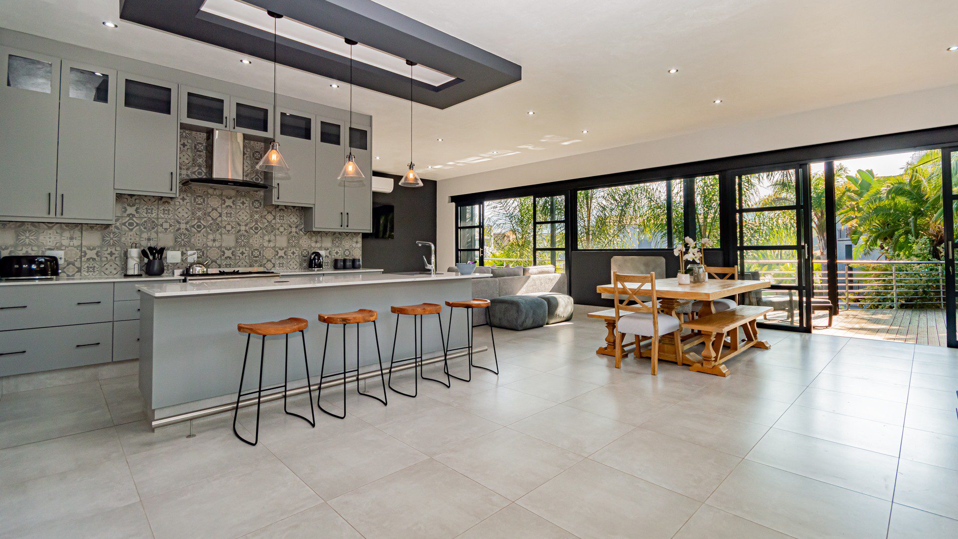 6 Hartbeespoort | Newly Built 3 Bedroom Family Home in The Islands Estate