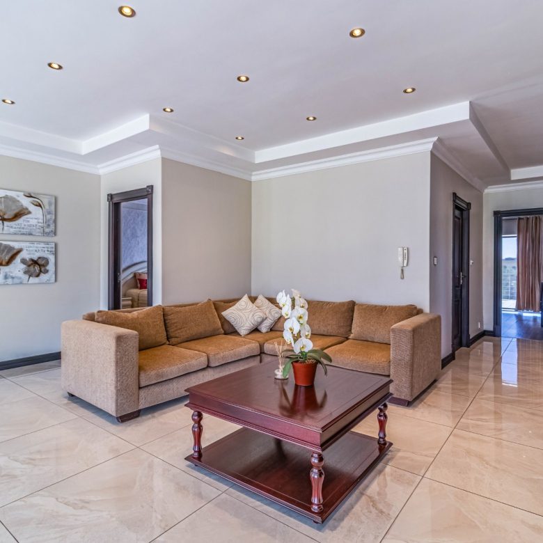 Parkrand | Luxurious 5 Bedroom Double Storey Estate Home