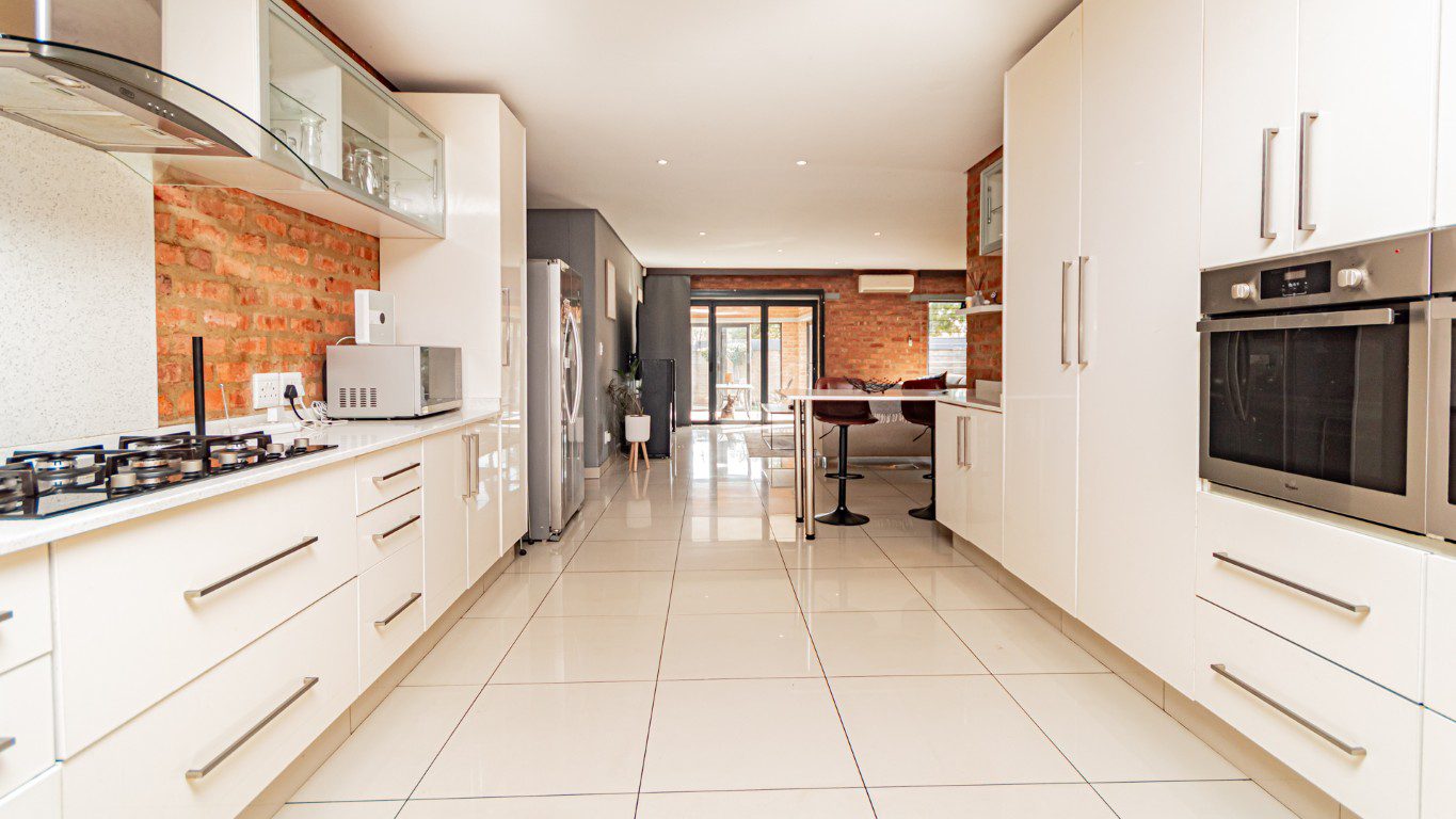 Brackenhurst | Full-Title Cluster Home in Secure Estate