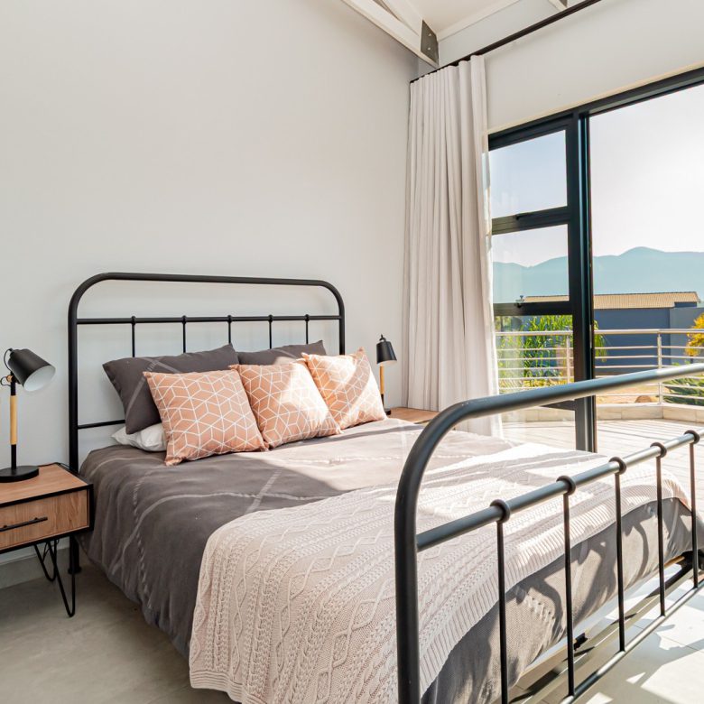 Hartbeespoort | Newly Built 3 Bedroom Family Home in The Islands Estate