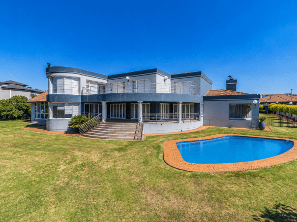 Parkrand | Luxurious 5 Bedroom Double Storey Estate Home