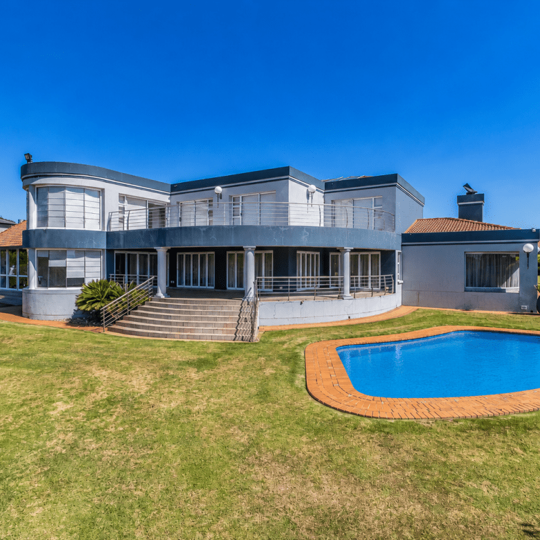 Parkrand | Luxurious 5 Bedroom Double Storey Estate Home