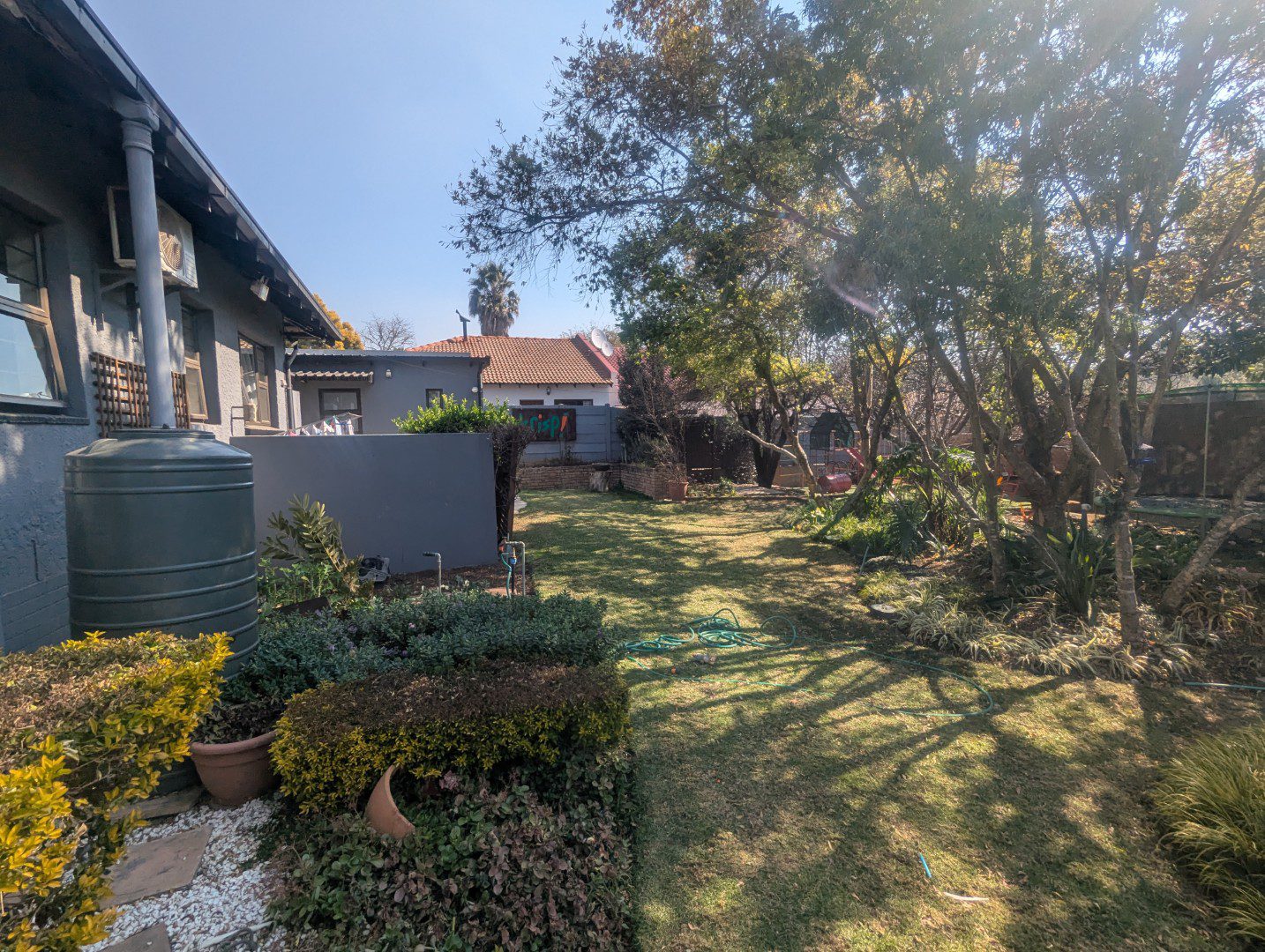 1 Mondeor | Exceptional 6 Bedroom Home + 2 Flatlets