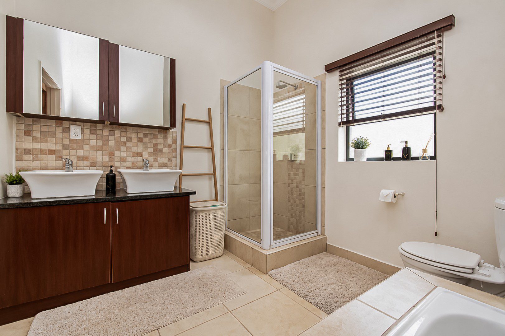 Hartbeespoort | Prestigious 4 Bedroom Family Home in Leloko Eco Lifestyle Estate