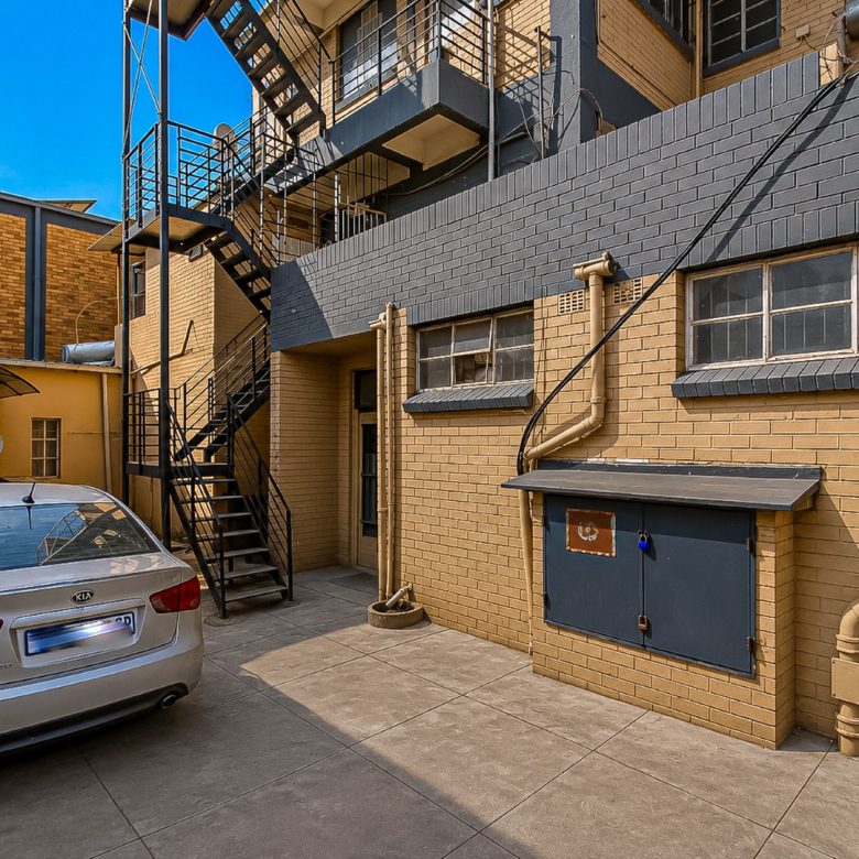 Malvern | Prominent Mixed-Use Building