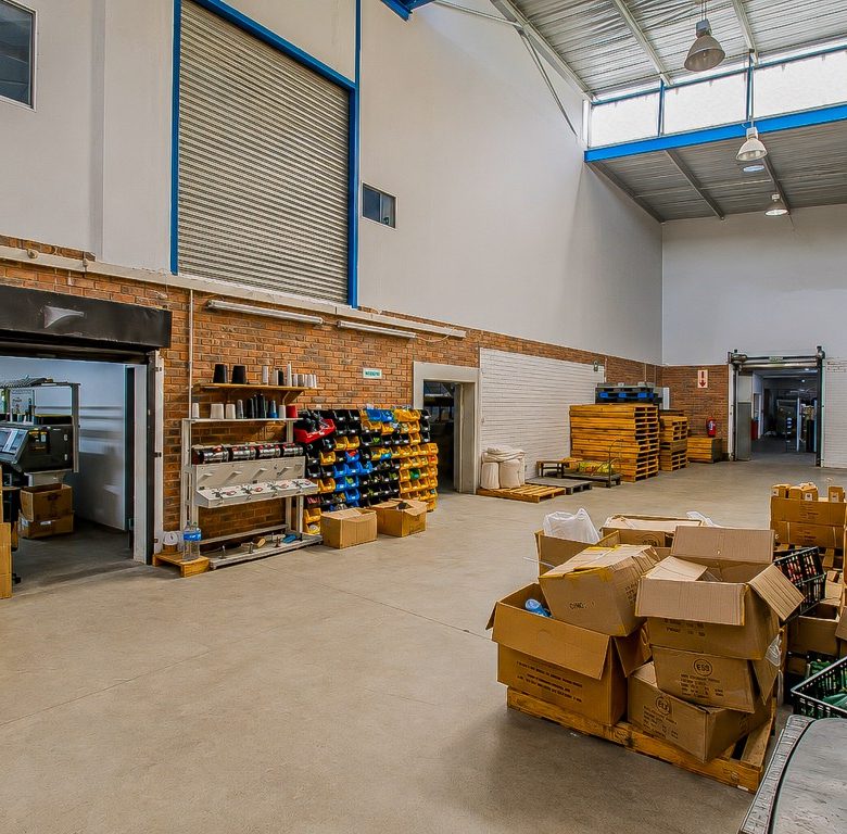 Selby | Exceptional 3 168 m² Industrial Property
