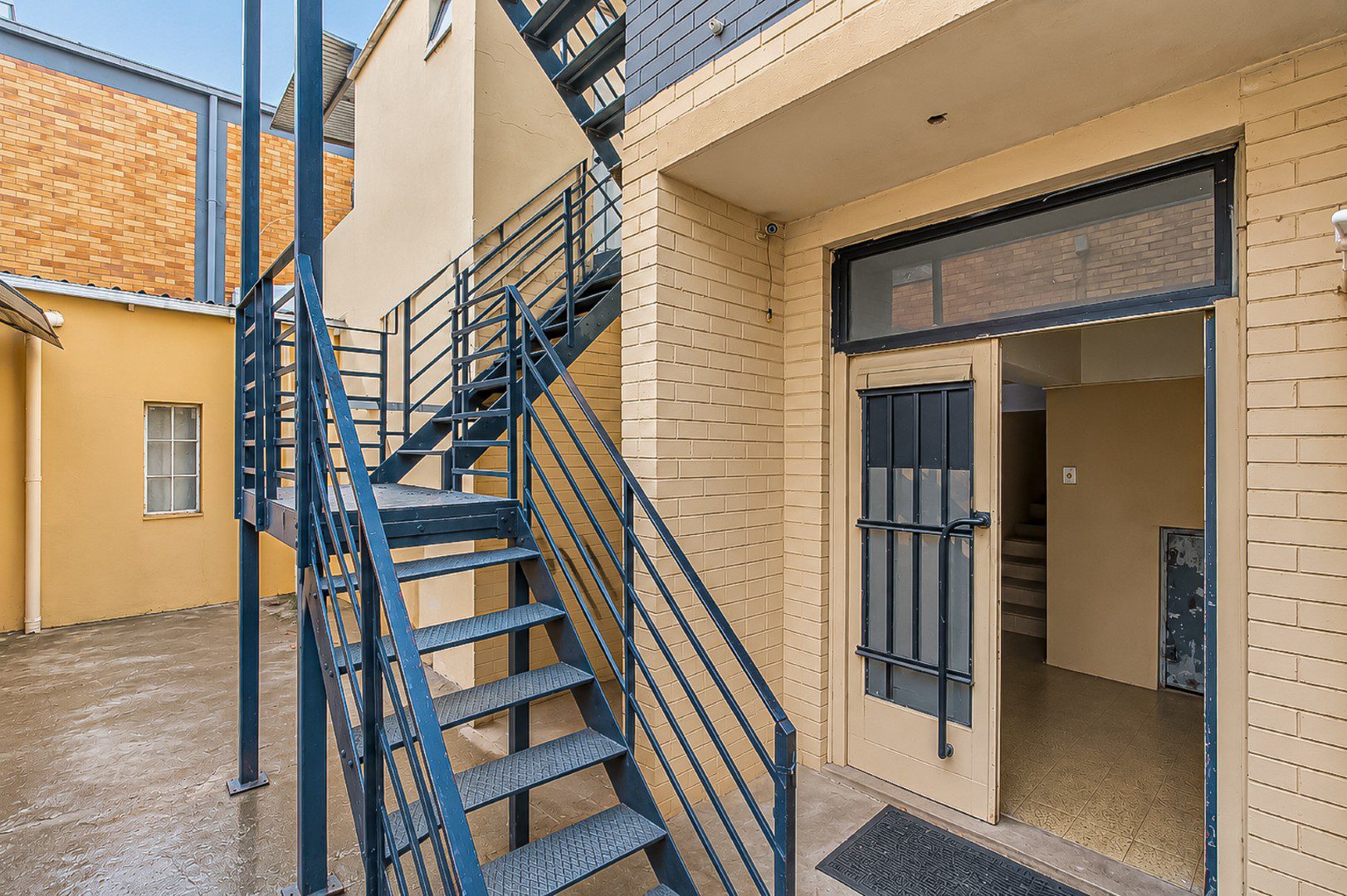 14 Malvern | Prominent Mixed-Use Building
