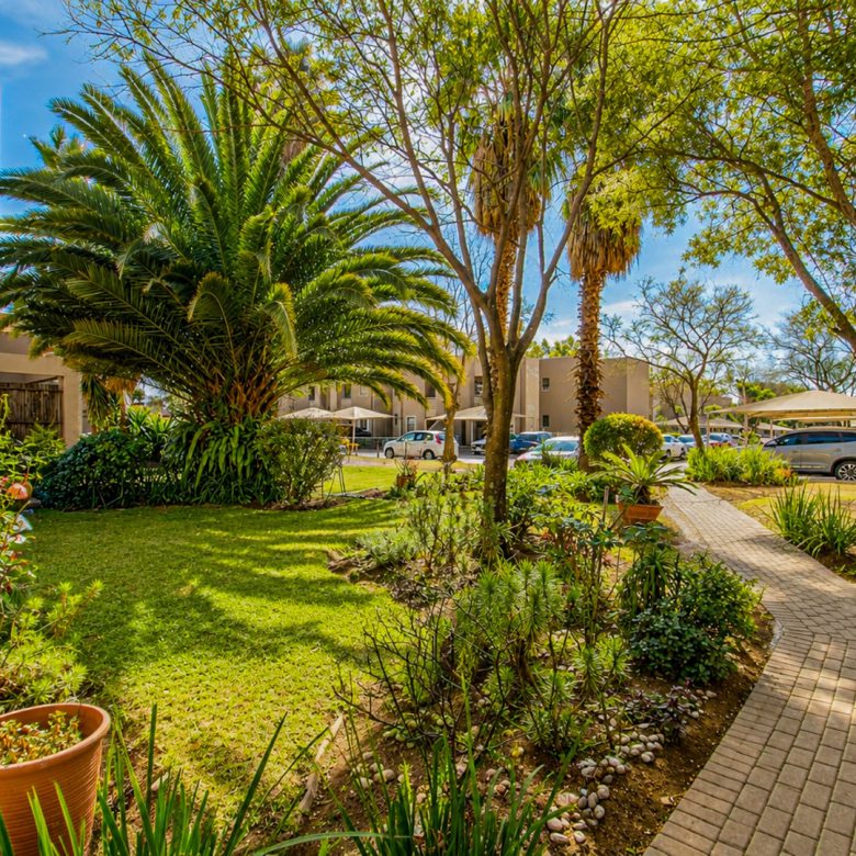 Newmarket Park | Exceptional 3 Bedroom Duplex