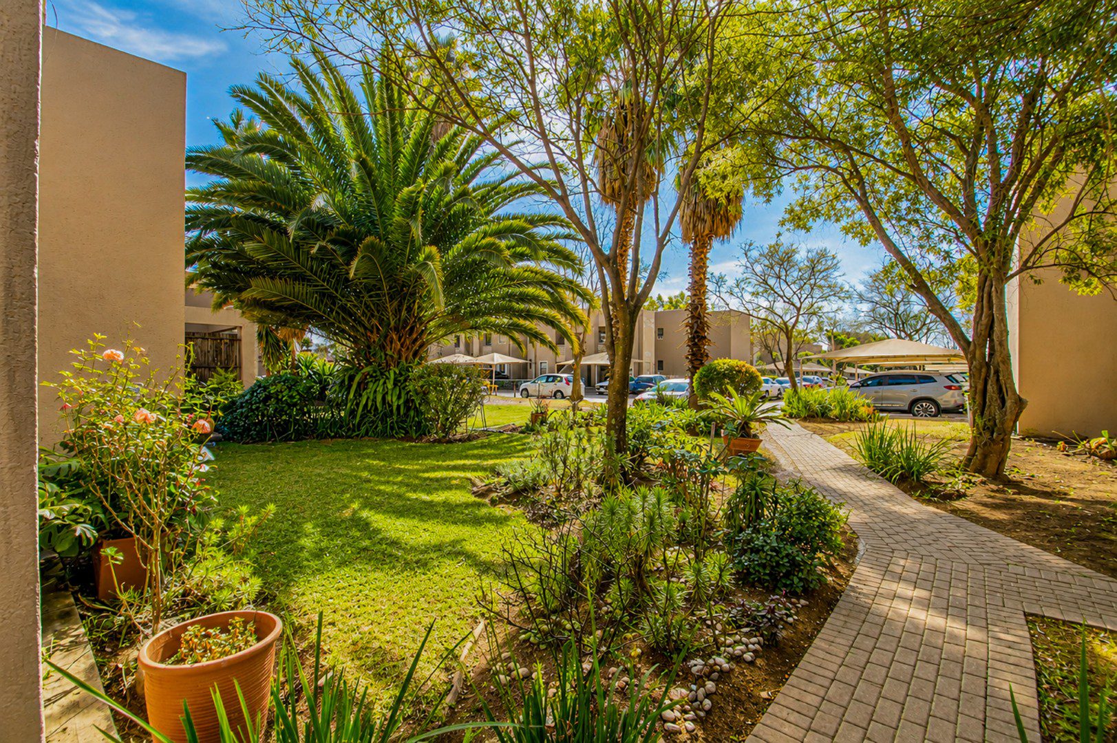 Newmarket Park | Exceptional 3 Bedroom Duplex