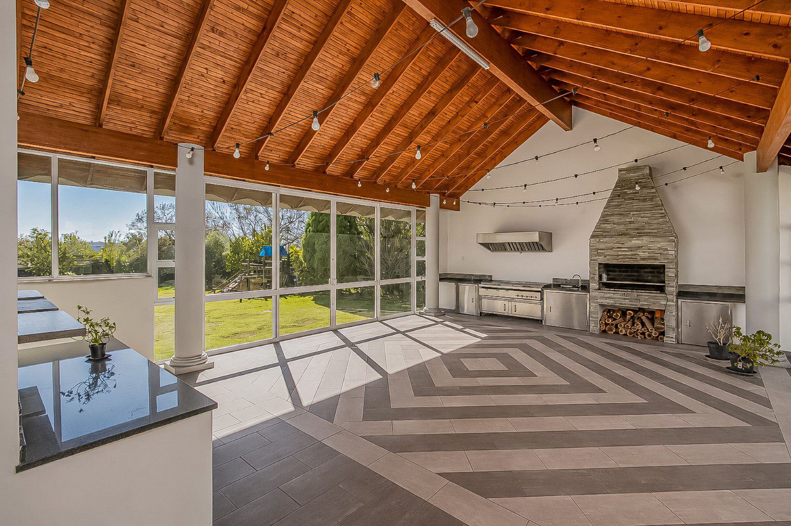 Golden Crest Estate | Executive 5 Bedroom Family Residence