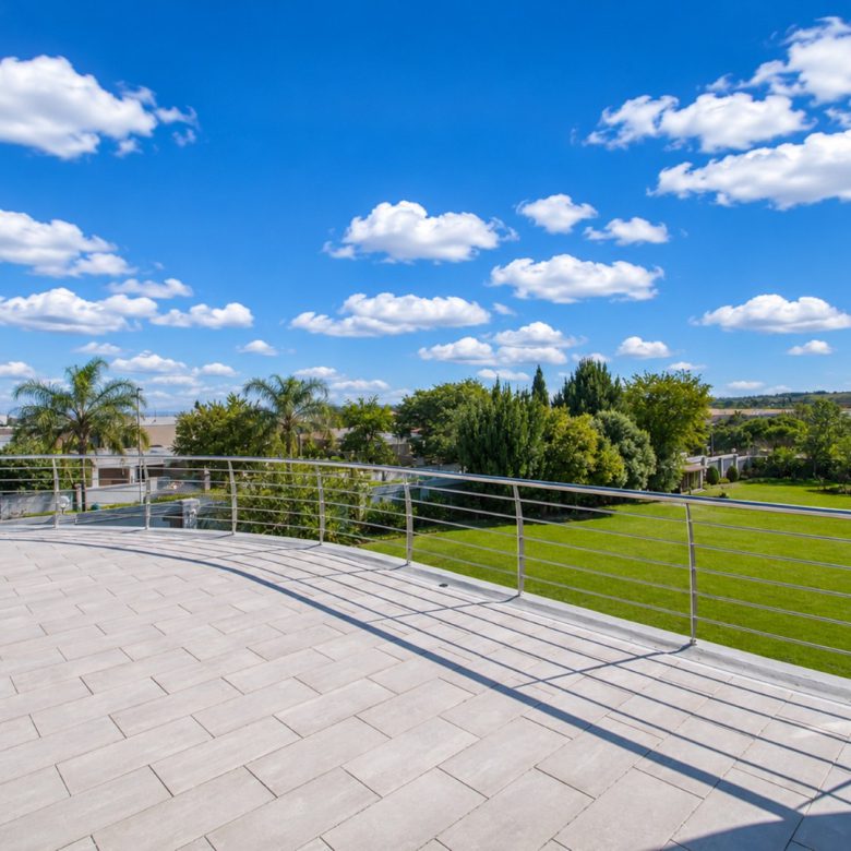 Golden Crest Estate | Executive 5 Bedroom Family Residence