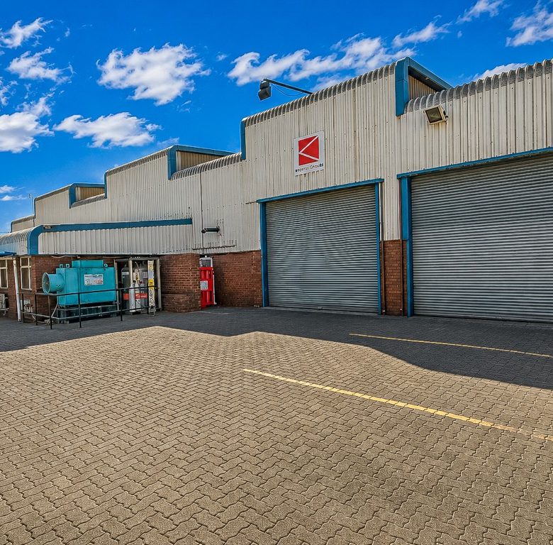 Selby | Exceptional 3 168 m² Industrial Property
