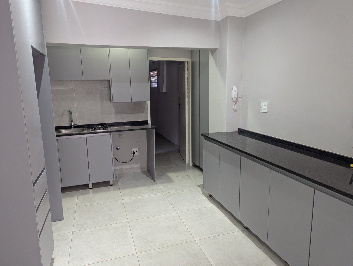 3 Mondeor | Exceptional 6 Bedroom Home + 2 Flatlets