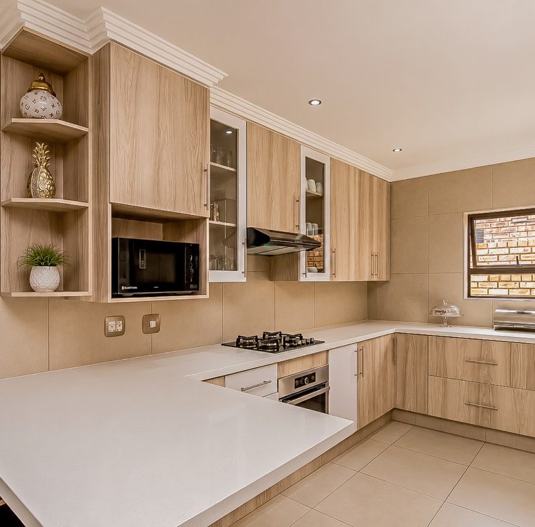 New Redruth | Pristine 3 Bedroom Full-Title Cluster Home