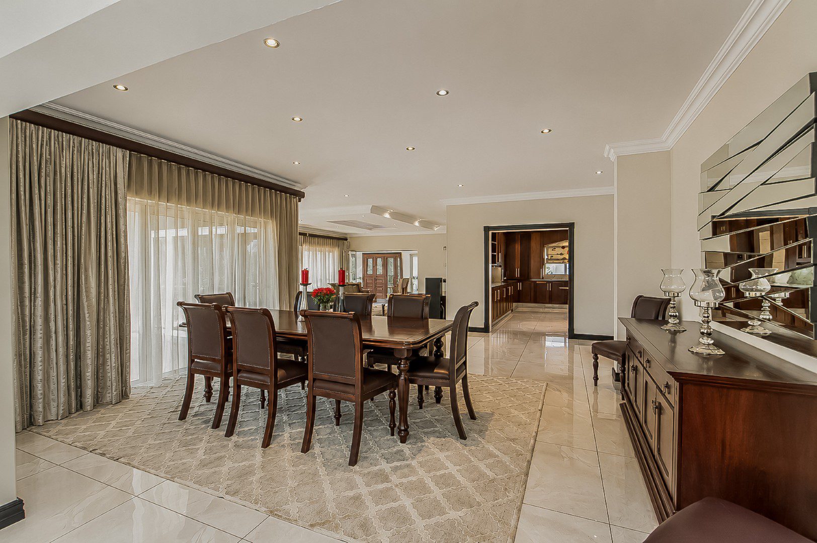 Golden Crest Estate | Executive 5 Bedroom Family Residence