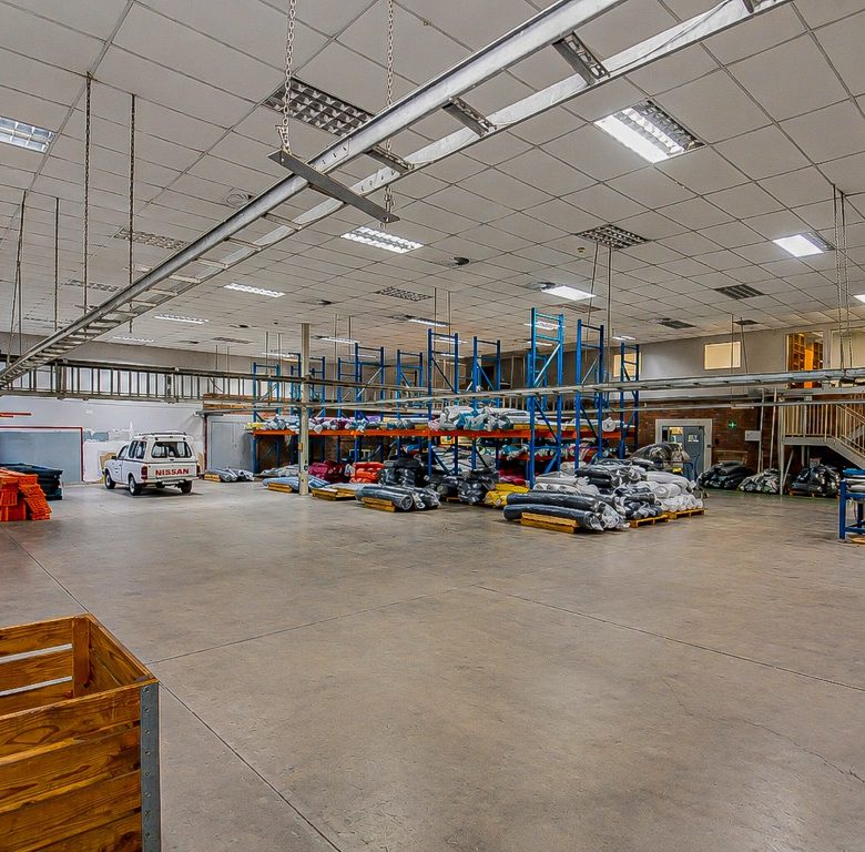 Selby | Exceptional 3 168 m² Industrial Property
