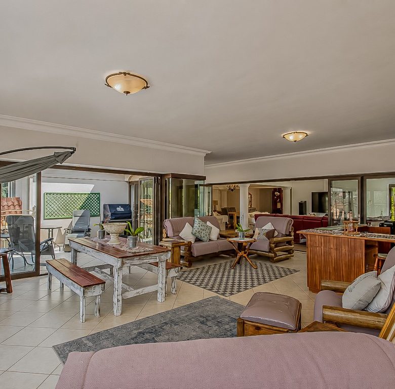 Hartbeespoort | Luxury 3-Storey 5-Bedroom Estate Home