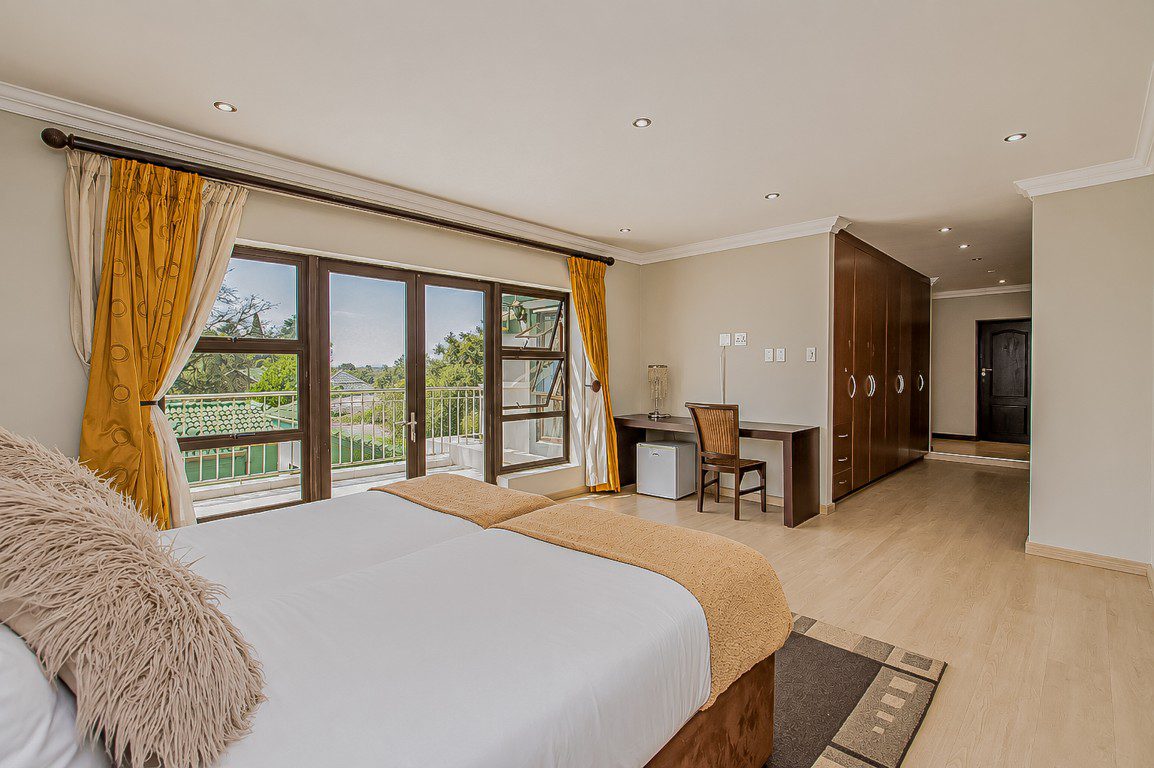 Edenvale | 5 Bedroom Double Storey Home with 3 Flatlets