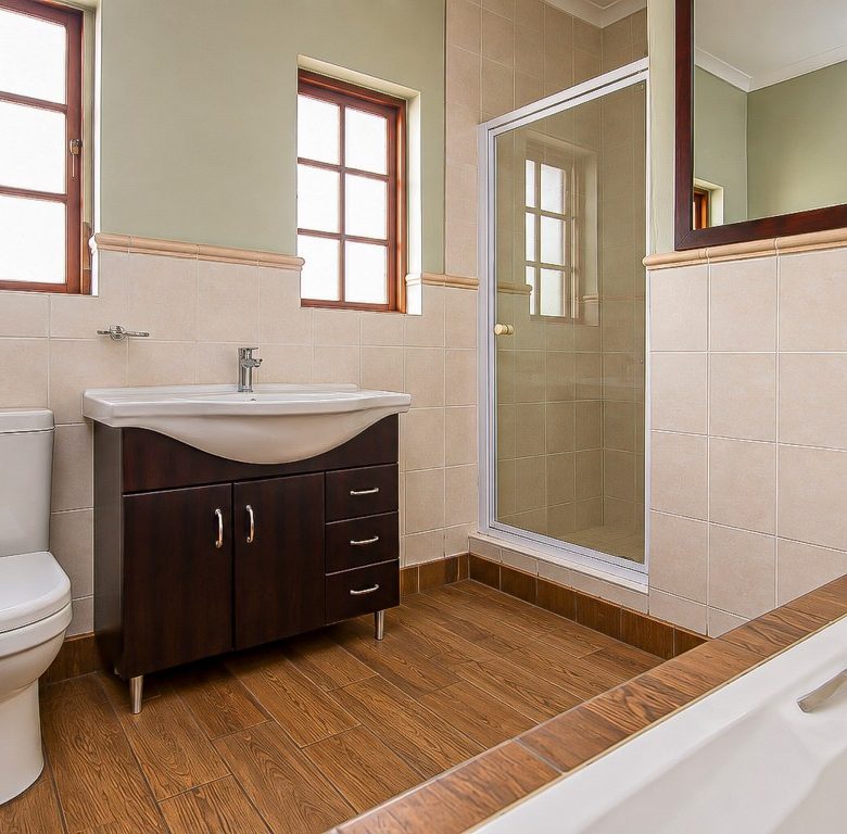 Meerhof, Hartbeespoort | Elegant Double-Storey 3 Bedroom Home in Glenivy Estate