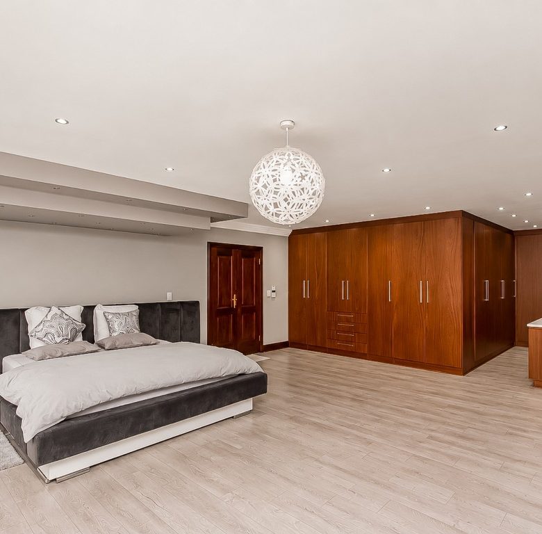Lakefield, Benoni | 5 Bedroom Luxury Full-Title Home