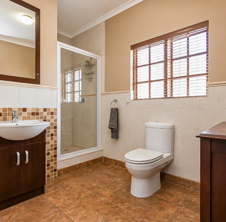Meerhof, Hartbeespoort | Elegant Double-Storey 3 Bedroom Home in Glenivy Estate